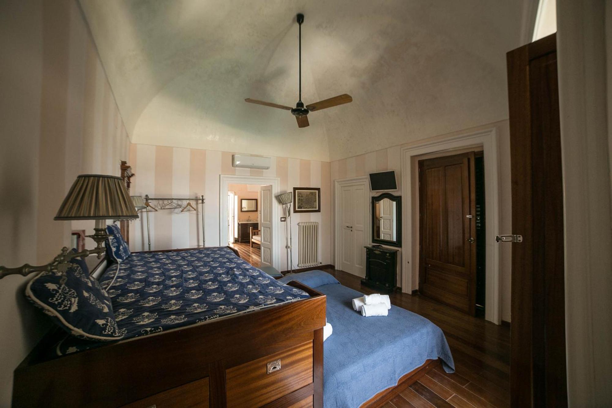 4 Balconi House-San Gregorio Palazzo Unico Vista Mare Villa Gallipoli Exterior photo